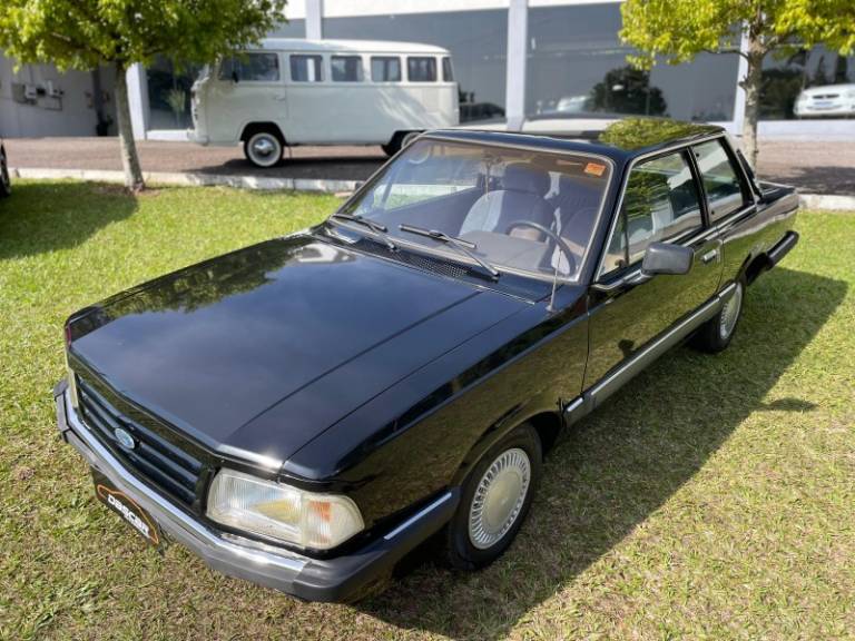 FORD - DEL REY - 1989/1989 - Preta - R$ 33.900,00