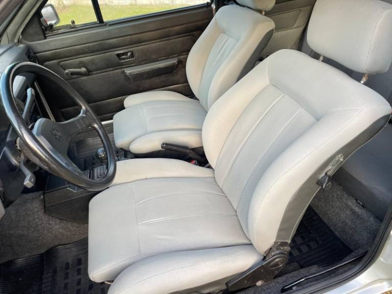 VOLKSWAGEN - PARATI - 1993/1993 - Prata - R$ 18.900,00