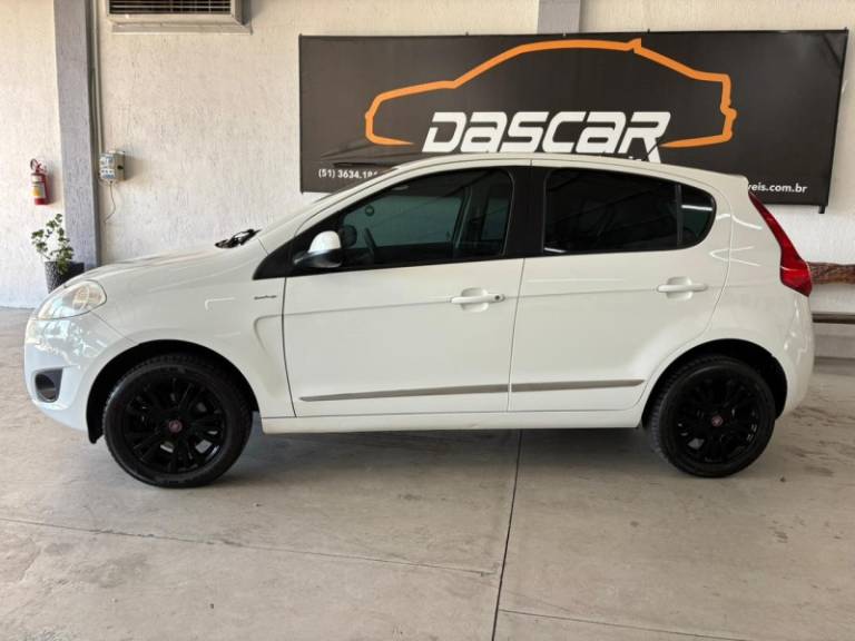 FIAT - PALIO - 2012/2013 - Branca - R$ 37.900,00