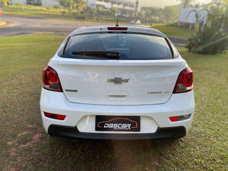 CHEVROLET - CRUZE - 2014/2014 - Branca - R$ 63.900,00