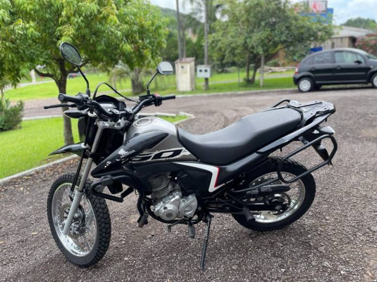 HONDA - NXR 160 - 2020/2020 - Preta - R$ 17.900,00