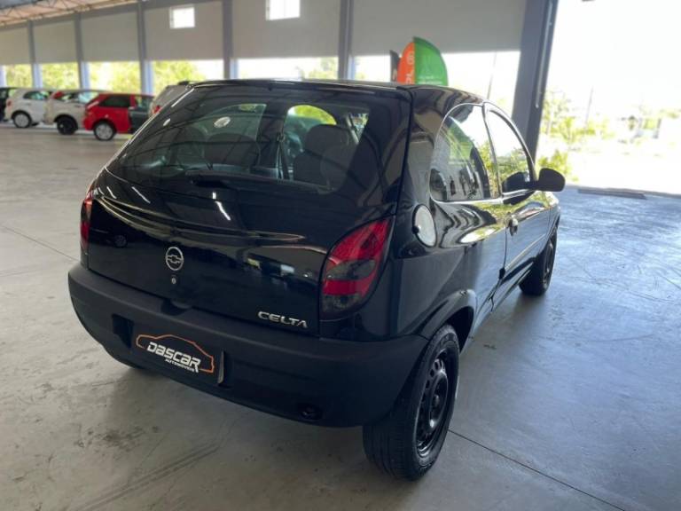 CHEVROLET - CELTA - 2002/2002 - Preta - R$ 19.900,00
