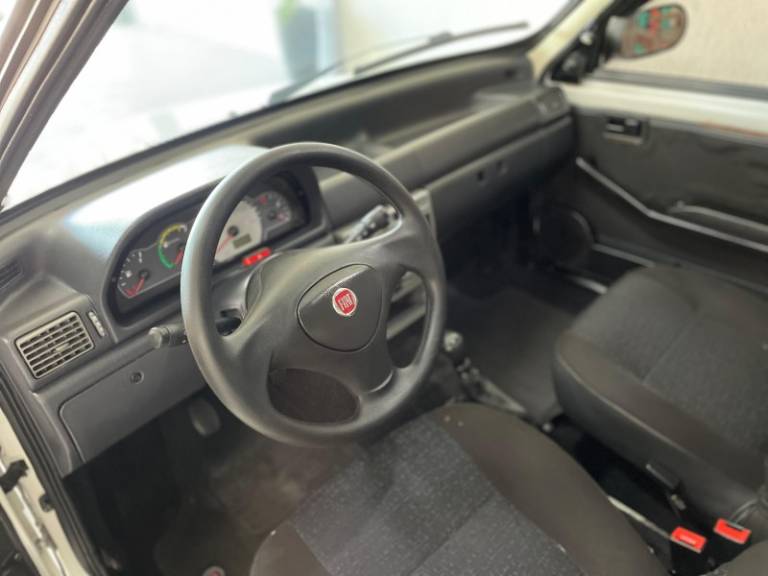 FIAT - UNO - 2009/2010 - Branca - R$ 30.900,00