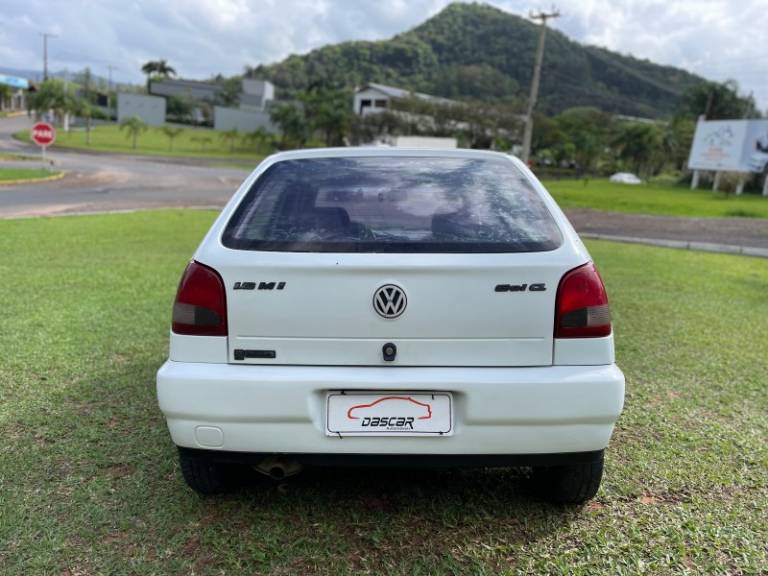 VOLKSWAGEN - GOL - 1998/1999 - Branca - R$ 16.900,00