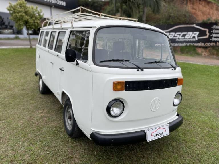 VOLKSWAGEN - KOMBI - 1994/1994 - Branca - R$ 25.900,00