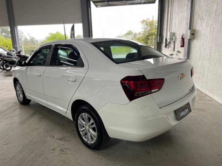 CHEVROLET - COBALT - 2016/2016 - Branca - R$ 53.900,00