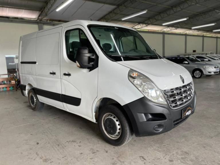 RENAULT - MASTER - 2013/2014 - Branca - R$ 107.900,00