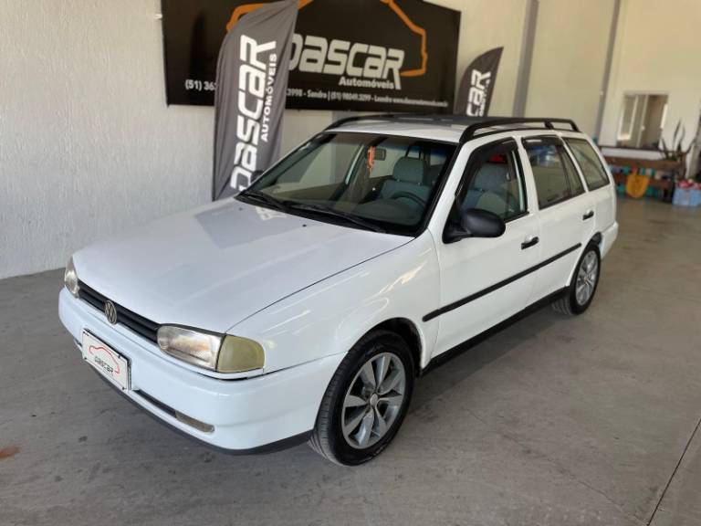 VOLKSWAGEN - PARATI - 1998/1999 - Branca - R$ 17.900,00