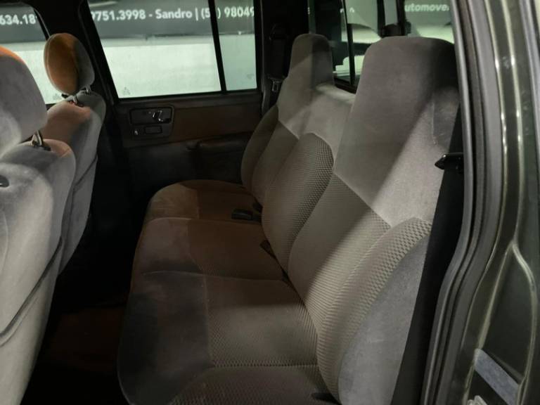 CHEVROLET - S10 - 2011/2011 - Verde - R$ 84.900,00