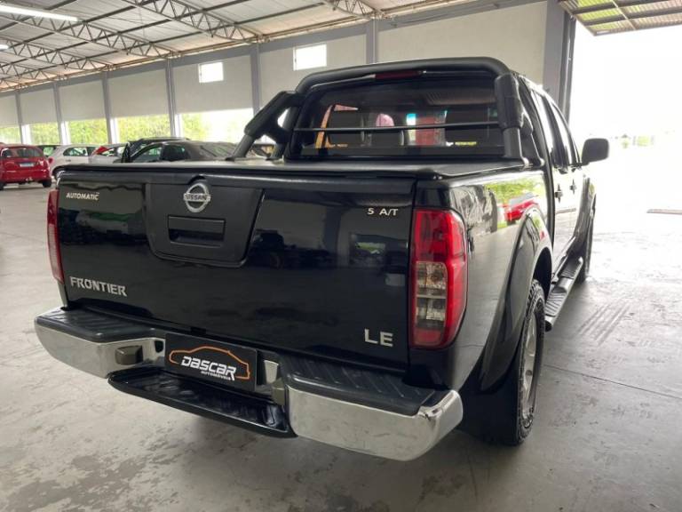 NISSAN - FRONTIER - 2007/2008 - Preta - R$ 77.900,00