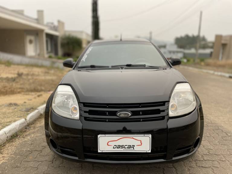 FORD - KA - 2008/2009 - Preta - R$ 24.900,00