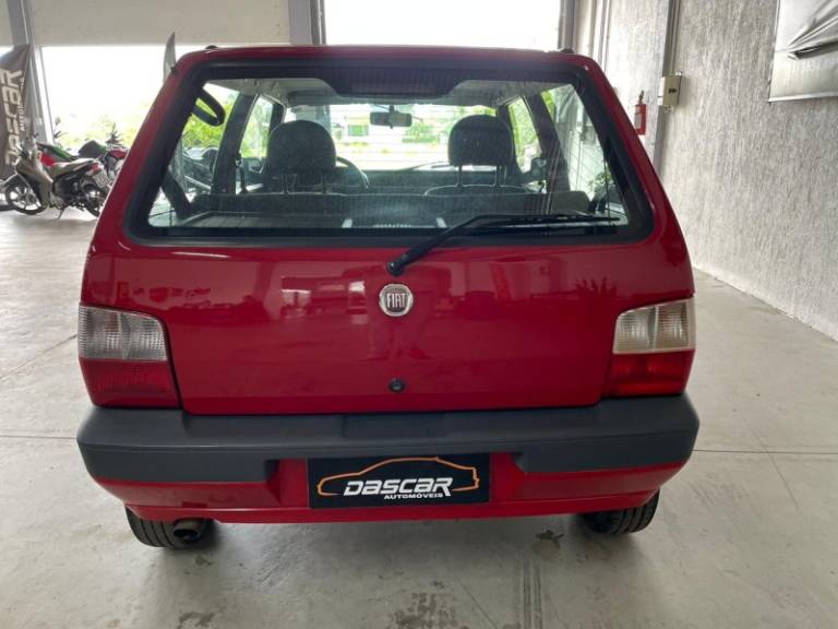 FIAT - UNO - 2011/2011 - Vermelha - R$ 24.900,00