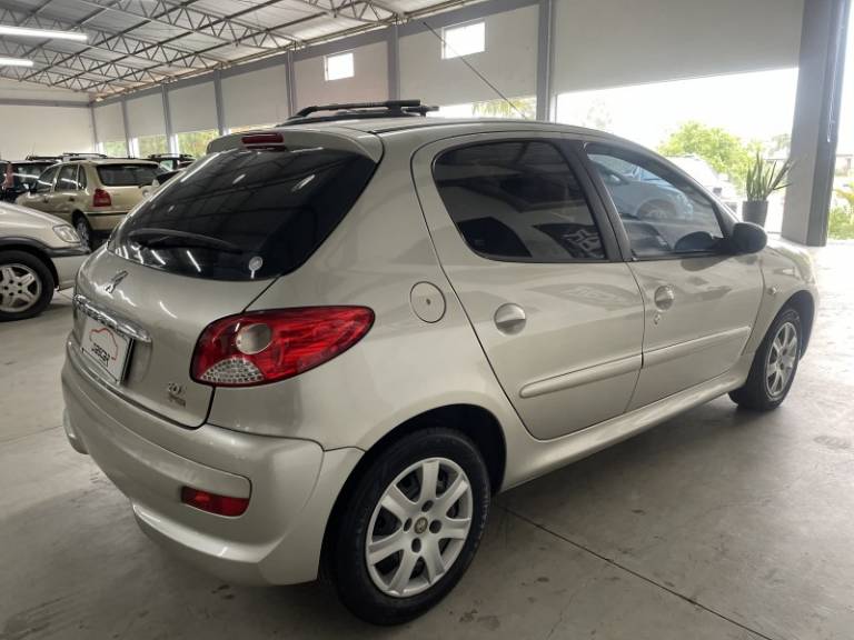 PEUGEOT - 207 - 2012/2012 - Prata - R$ 26.900,00