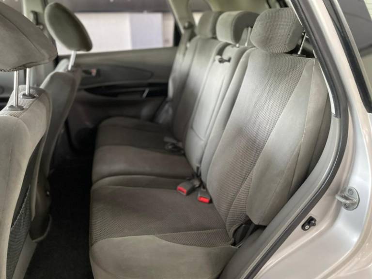 HYUNDAI - TUCSON - 2009/2010 - Prata - R$ 43.900,00