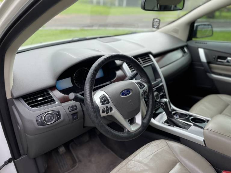 FORD - EDGE - 2013/2013 - Branca - R$ 72.900,00