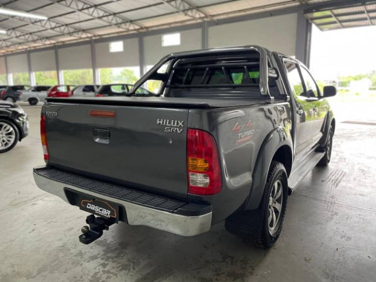 TOYOTA - HILUX - 2009/2009 - Cinza - R$ 105.900,00