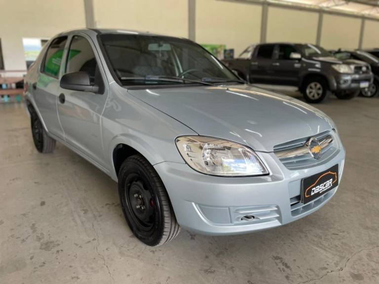CHEVROLET - PRISMA - 2009/2010 - Prata - R$ 28.900,00