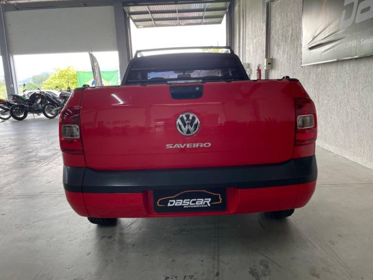 VOLKSWAGEN - SAVEIRO - 2013/2014 - Vermelha - R$ 51.900,00