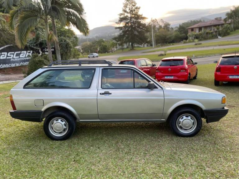 VOLKSWAGEN - PARATI - 1993/1993 - Prata - R$ 18.900,00