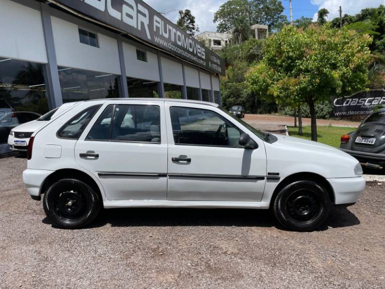 VOLKSWAGEN - GOL - 1999/1999 - Branca - R$ 13.900,00