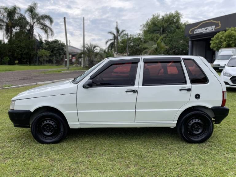 FIAT - UNO - 2007/2008 - Branca - R$ 19.900,00