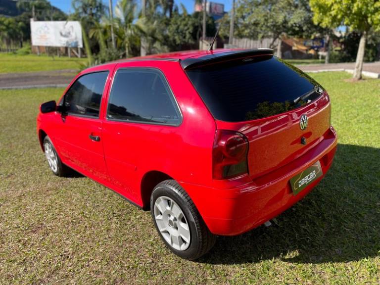 VOLKSWAGEN - GOL - 2013/2014 - Vermelha - R$ 29.900,00