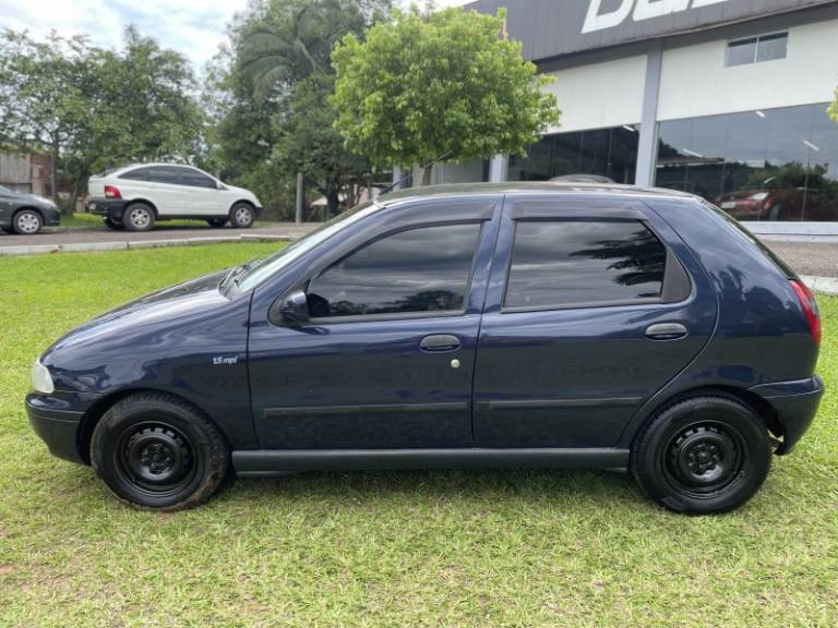 FIAT - PALIO - 1998/1997 - Azul - R$ 18.900,00