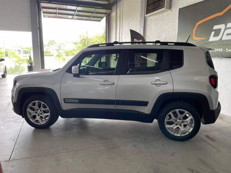 JEEP - RENEGADE - 2015/2016 - Prata - R$ 74.900,00