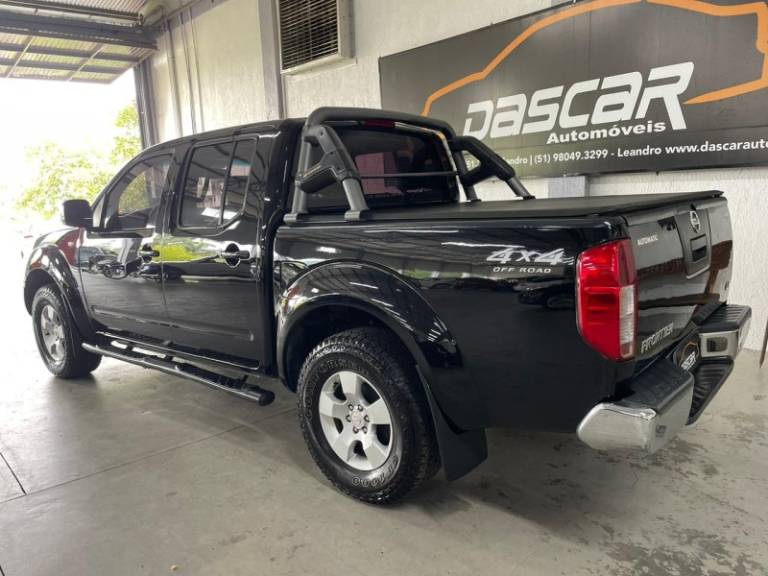 NISSAN - FRONTIER - 2007/2008 - Preta - R$ 77.900,00