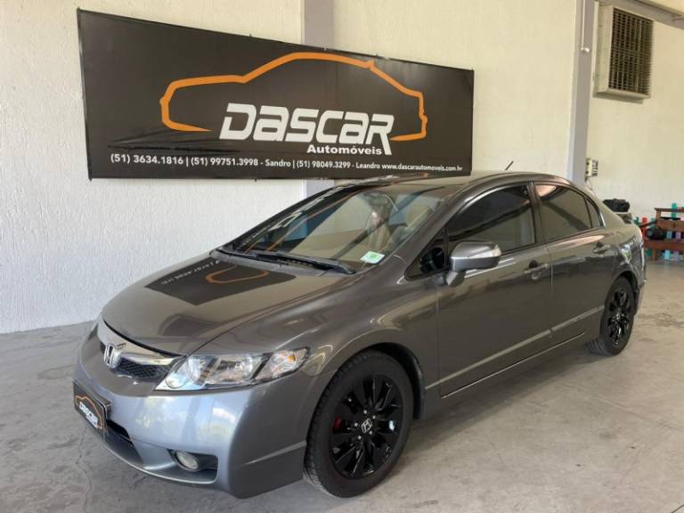 HONDA - CIVIC - 2010/2011 - Cinza - R$ 56.900,00