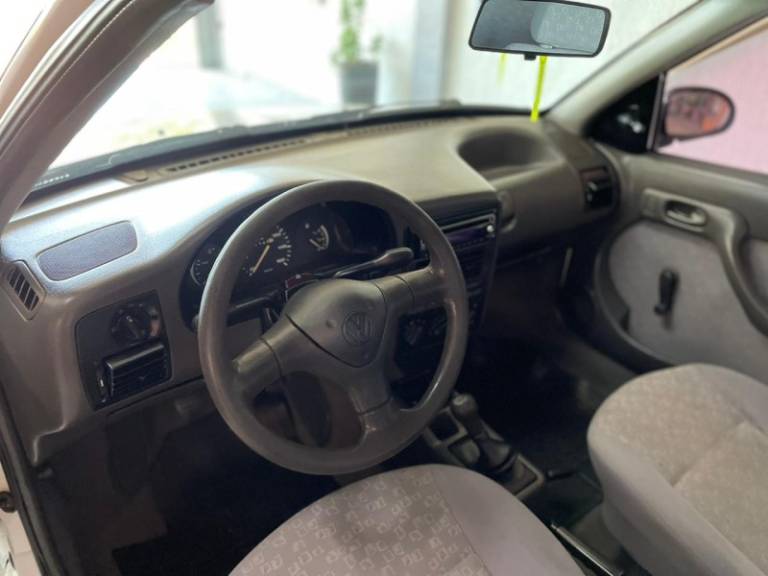 VOLKSWAGEN - GOL - 1997/1997 - Branca - R$ 16.900,00