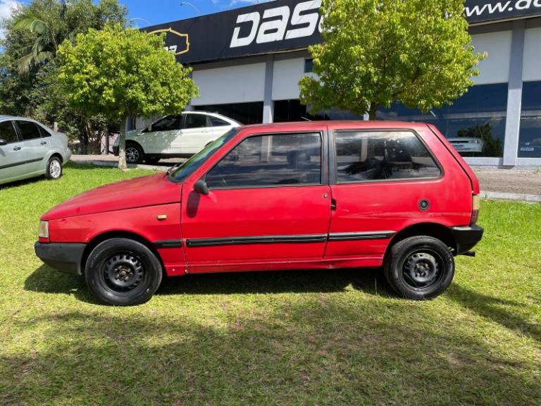 FIAT - UNO - 1992/1992 - Vermelha - R$ 7.900,00