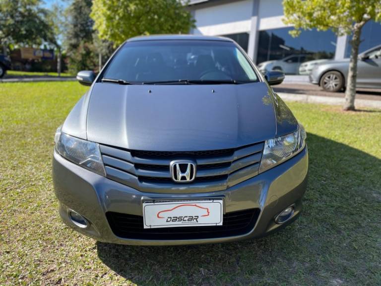 HONDA - CITY - 2010/2010 - Cinza - R$ 49.900,00