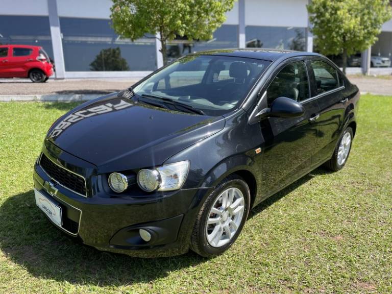 CHEVROLET - SONIC - 2013/2013 - Preta - R$ 39.900,00