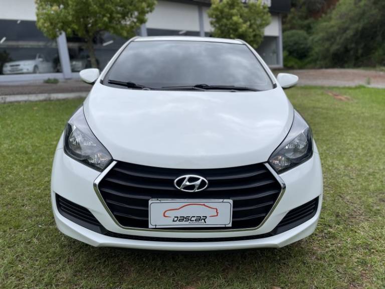 HYUNDAI - HB20 - 2015/2016 - Branca - R$ 55.900,00