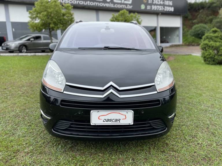 CITROËN - C4 PICASSO - 2008/2009 - Preta - R$ 33.900,00