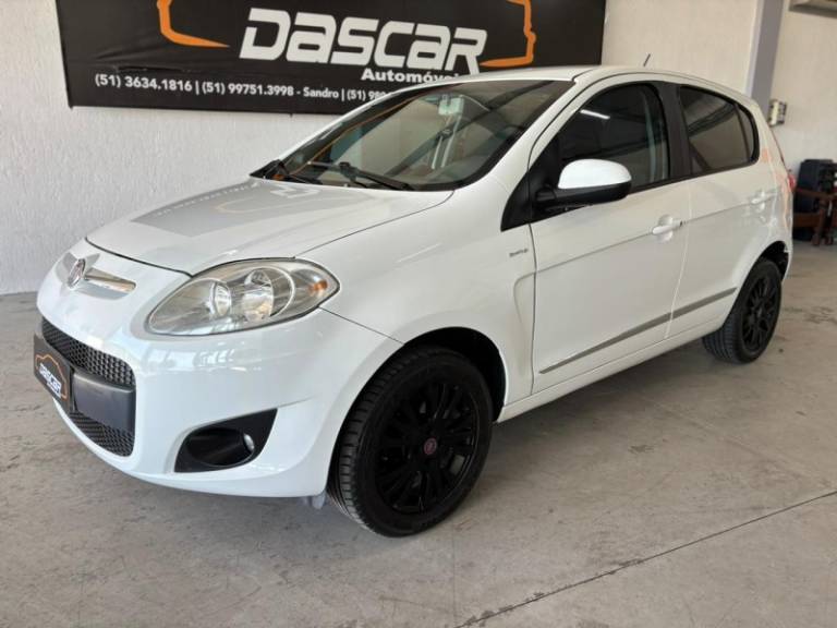 FIAT - PALIO - 2012/2013 - Branca - R$ 37.900,00