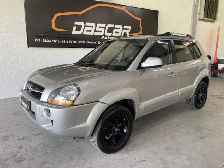 HYUNDAI - TUCSON - 2009/2010 - Prata - R$ 43.900,00