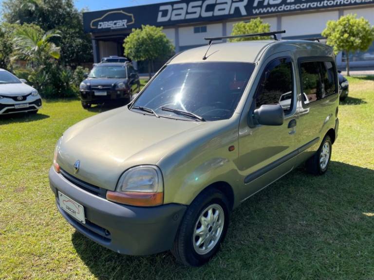 RENAULT - KANGOO - 2000/2001 - Cinza - R$ 22.900,00