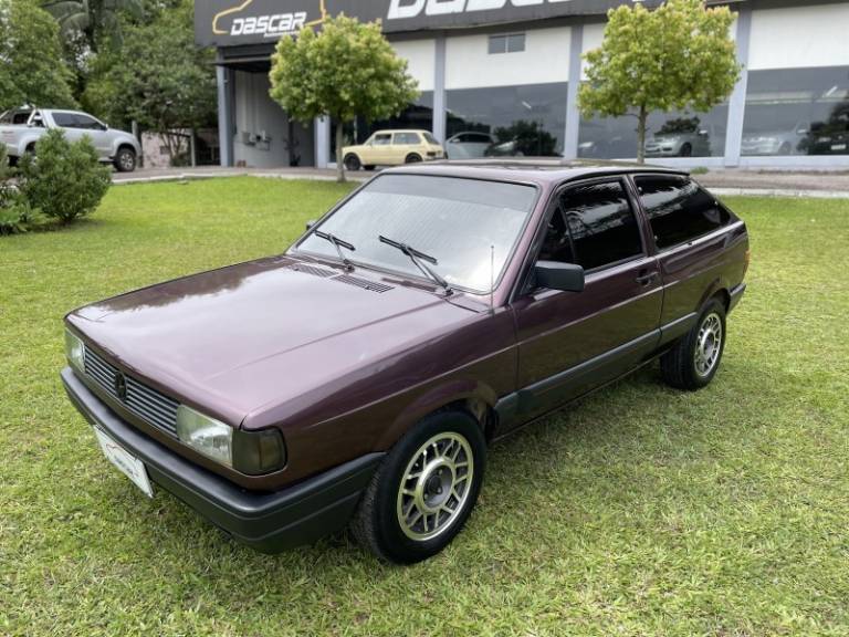 VOLKSWAGEN - GOL - 1994/1994 - Vermelha - R$ 17.900,00