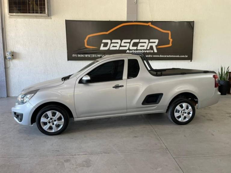 CHEVROLET - MONTANA - 2013/2014 - Prata - R$ 43.900,00