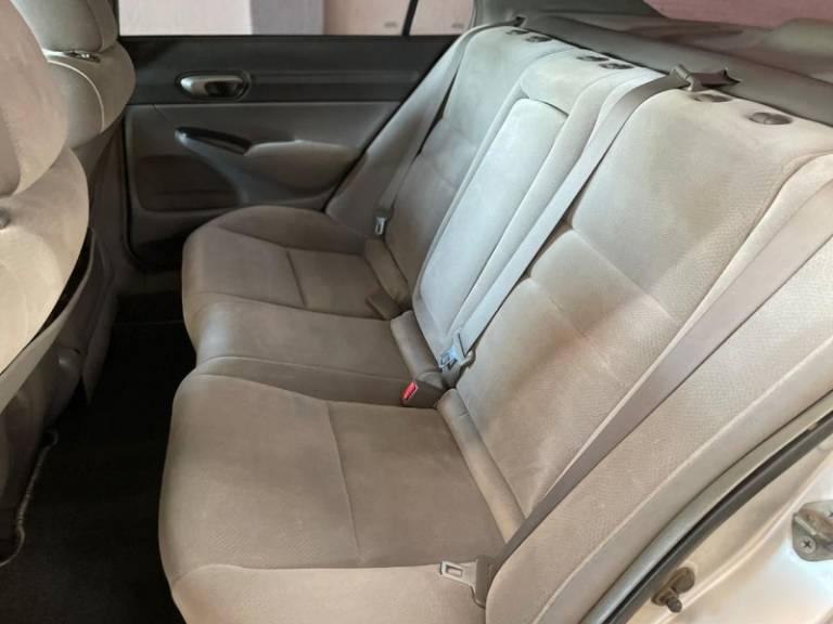 HONDA - CIVIC - 2008/2008 - Prata - R$ 51.900,00