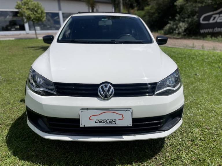 VOLKSWAGEN - SAVEIRO - 2014/2015 - Branca - R$ 51.900,00