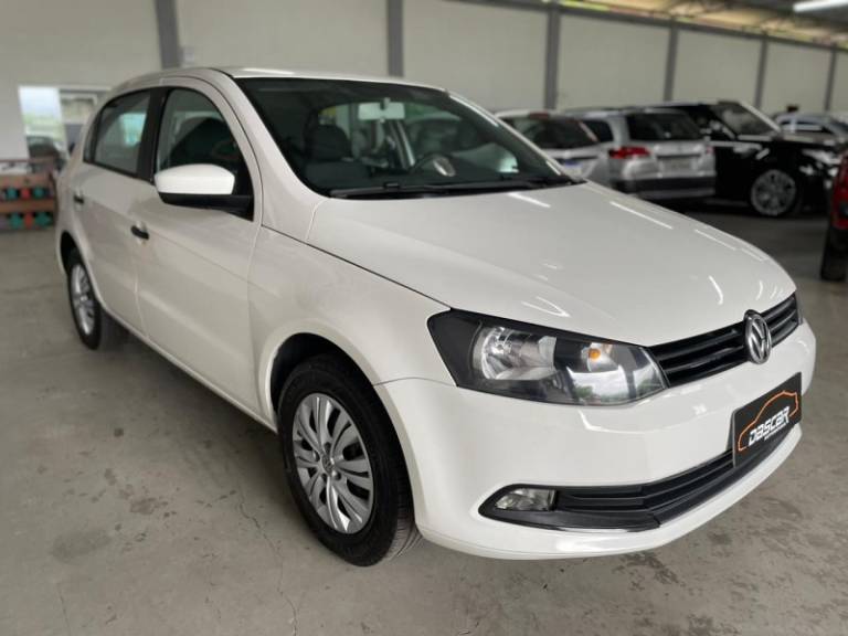 VOLKSWAGEN - GOL - 2013/2014 - Branca - R$ 42.900,00