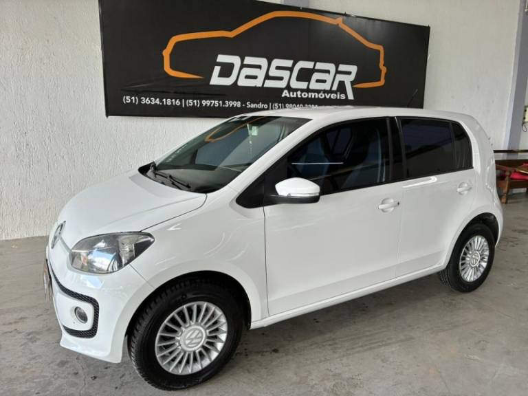 VOLKSWAGEN - UP - 2014/2015 - Branca - R$ 44.900,00