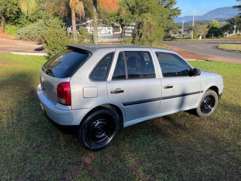 VOLKSWAGEN - GOL - 2008/2008 - Prata - R$ 18.900,00