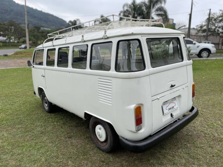 VOLKSWAGEN - KOMBI - 1994/1994 - Branca - R$ 25.900,00