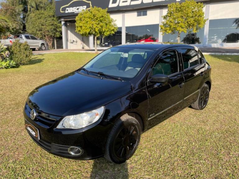 VOLKSWAGEN - GOL - 2010/2010 - Preta - R$ 28.900,00