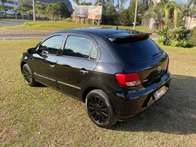 VOLKSWAGEN - GOL - 2010/2010 - Preta - R$ 28.900,00