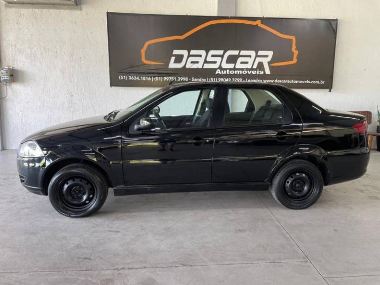 FIAT - SIENA - 2011/2012 - Preta - R$ 34.900,00